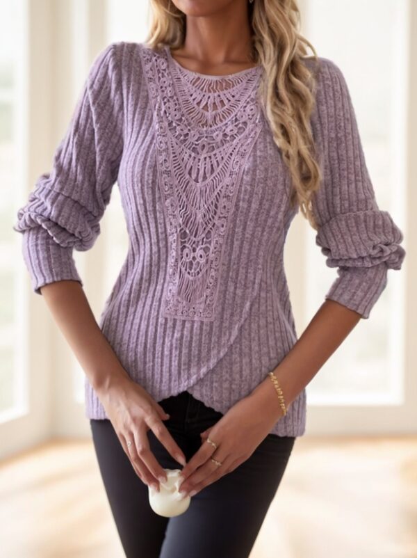 Lace Splicing Crew Neck T-shirt - Image 3